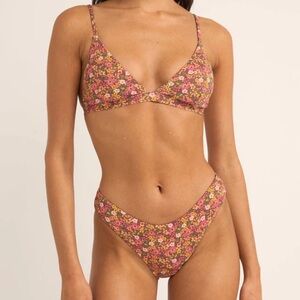 NWT!! Rhythm Marie FloralFloral Print Triangle Bra